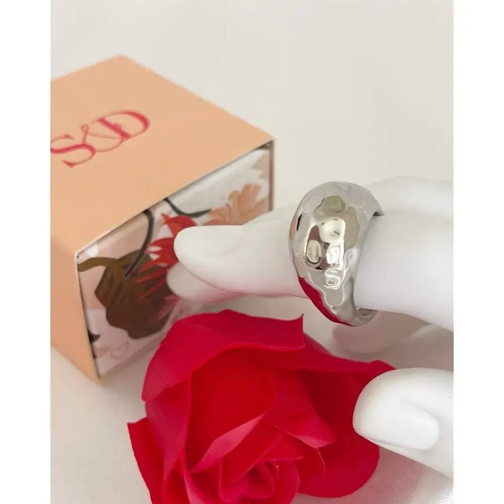 STELLA & DOT Hammered Silver Dome Ring